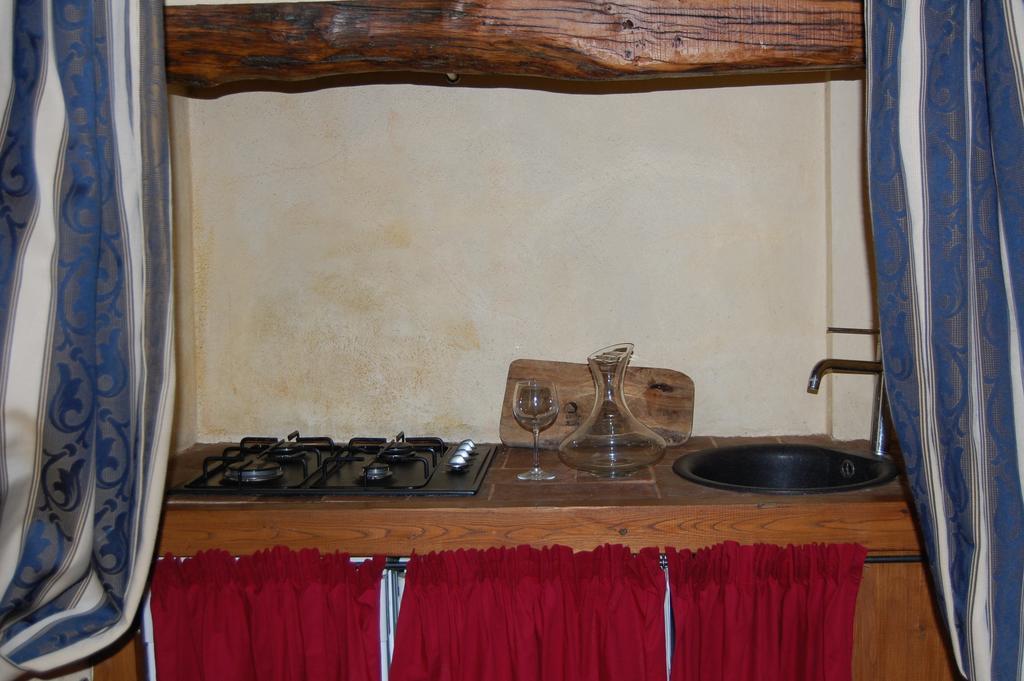 Podere Campovecchio Rapale Phòng bức ảnh